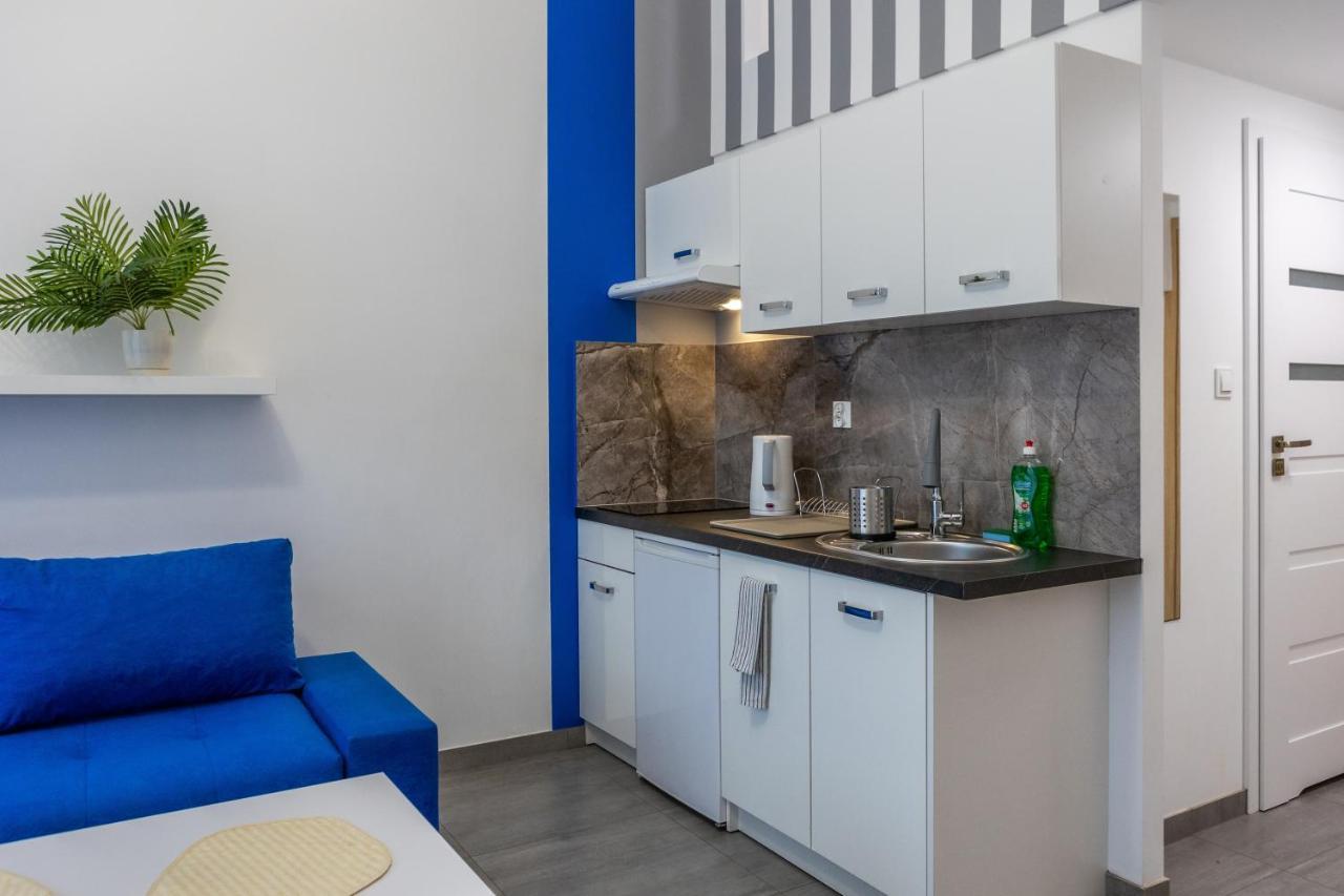 Studia Przy Lotnisku Od Wroclawapartament-Pl Luaran gambar